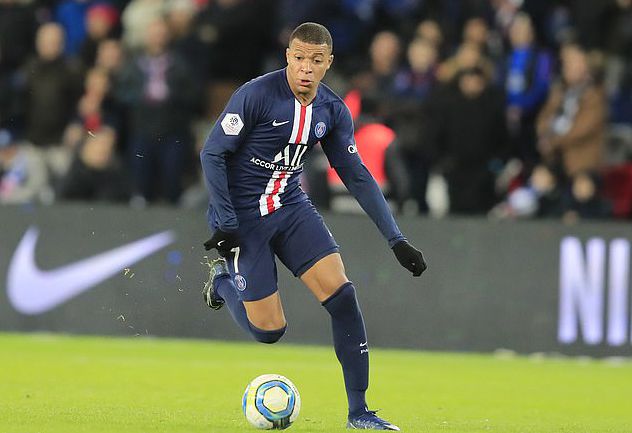 火箭以117：98大胜太阳，杜兰特28分，阿门31分，史密斯16分，全队十胜五负，西部第三。